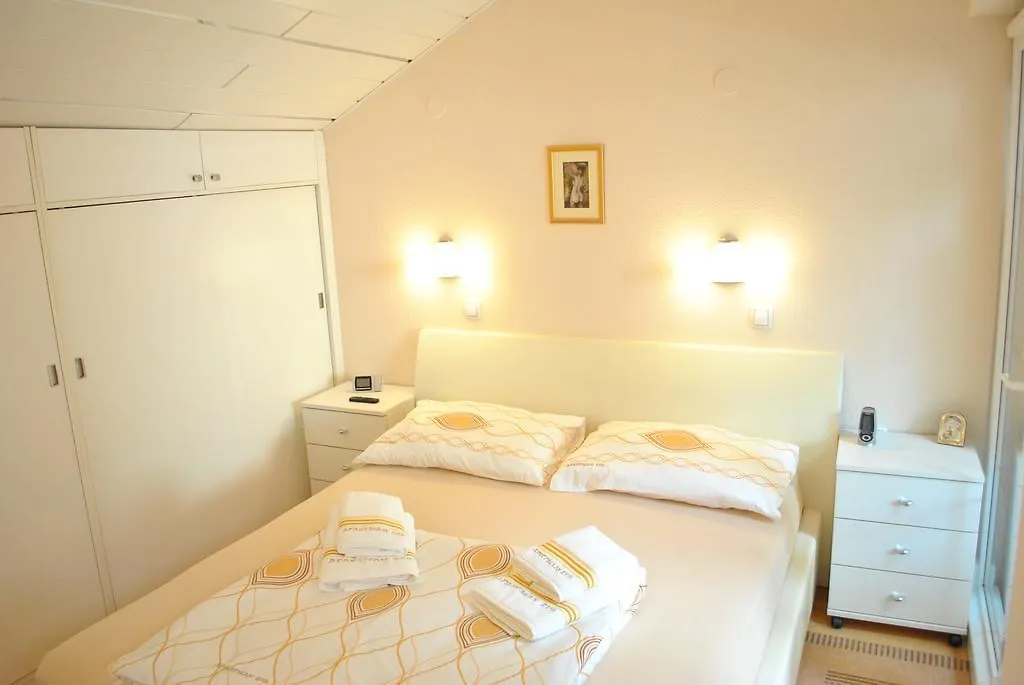 Apartment Eva Zadar